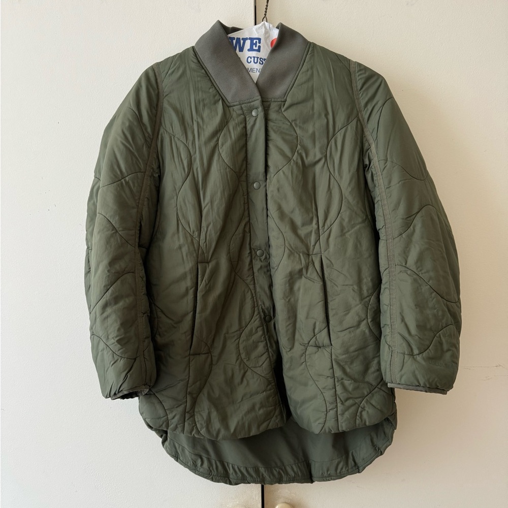 Lululemon Quilted Light Insulation Jacket in Green size 2